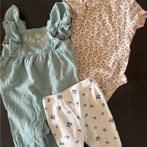 6M baby clothes. All like new - random bundle